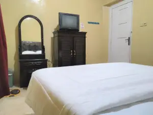 Hotel Pekalongan Syariah Mitra RedDoorz