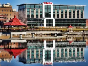 Grand Hotel Times Sherbrooke