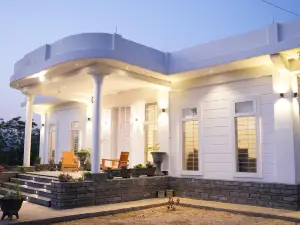 Astoria Hill Resort (Villa)