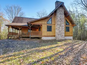 Benton Home on 50 Acres w/ Private Deck & Views!