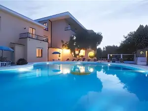 Hotel America