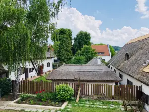 The Houses of History - Anno 1830