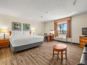 ลากินตา อินน์แอนด์สวีทส์ บายวินด์แฮม แทมปา แบรนดอน เวสต์