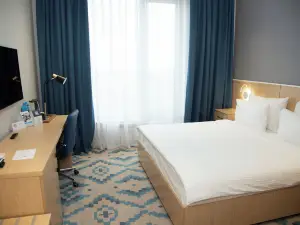 パークデデマンアルマティ