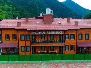 Hirande Uzungöl