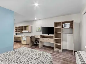WoodSpring Suites Gilbert - Mesa Gateway Airport