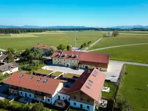 Landhotel & Gasthof Baiernrain