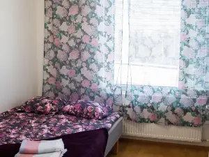 Kotimaailma Deluxe Apartment with Lake View