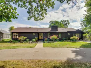 Family-Friendly Ottertail Home on Rush Lake!