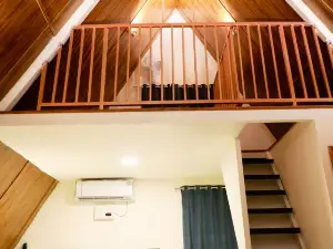 Gr8 Hill Pool Villas