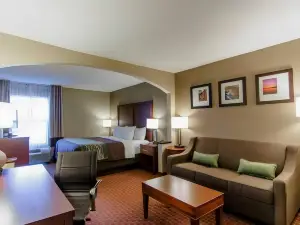 Clarion Pointe Apex - Holly Springs