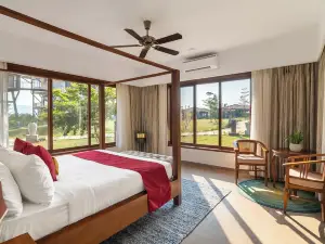 The White Resort and Spa Pawna