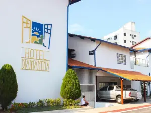 ホテル ディアマンティナ - バイ UPホテル - グアラパリにある