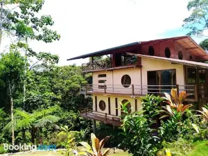 Wisdom Forest Lodge