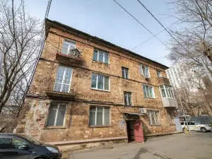 Apartment on Pushkinskaya 18