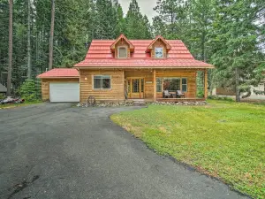 CLE Elum Lake Home with Hot Tub and Mountain Views