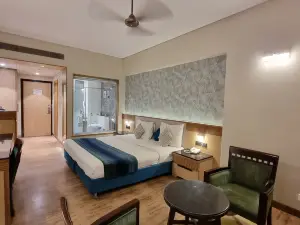 Azzaro Resort & Spa