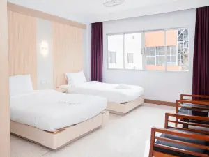 Merlin Hotel