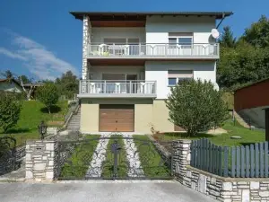 Apartment Mit Parkblick