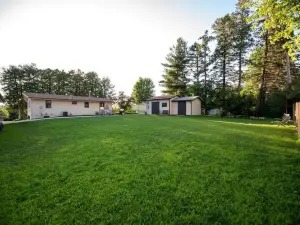 Comfort & Dun: Heated Game Room & Fitness Room.