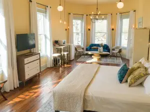 Abita Springs Hotel