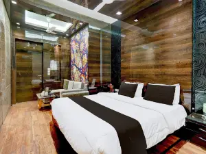 Modern Comfort Stays at Swarop Nagar Kanpur