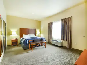 Baymont by Wyndham Grand Forks