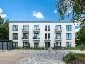 Sporthotel Neuruppin - Apartmenthaus Mit Ferienwohnungen