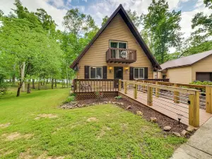 Cozy Dover Home w/ Boat Dock, Fire Pit & Deck!