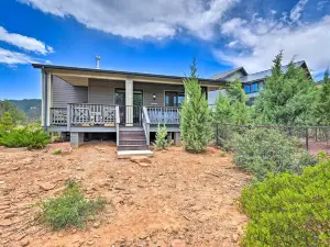 Mountain High Pines Retreat w/ Hot Tub + Views!