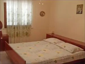 Holiday Home Kata - Two-Bedroom Holiday Home with Balcony