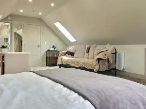 Apple Tree Place B&B