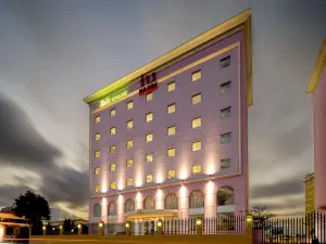 Iu Hotel Luanda Talatona