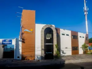Alimar Hotel