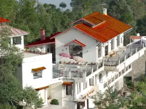 Woodsvilla Resort Ranikhet