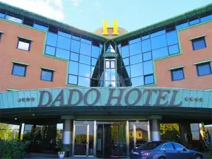 Dado Hotel International