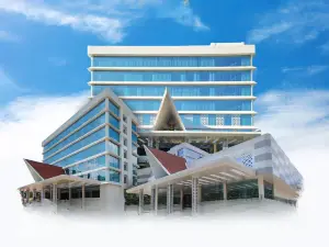 Unhas Hotel & Convention
