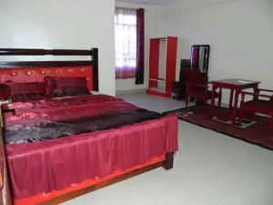 Jmb Highway Motel
