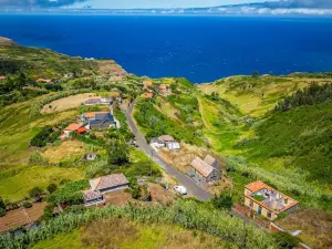 Rainbow Cottage by Madeira Sun Travel