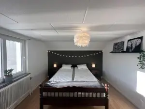 Modernt & Rymligt Sommarhus på Landet- Bubbelpool