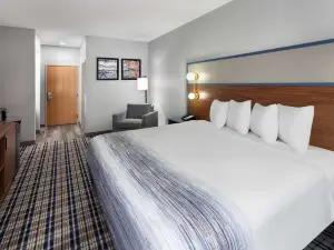AmericInn by Wyndham Eagle River Downtown