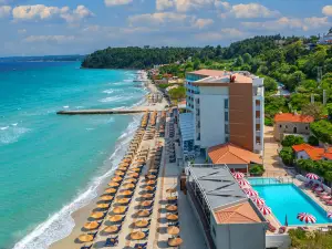 Ammon Zeus Luxury Beach Hotel