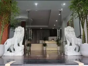 The Grand Diamond C Hotel