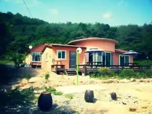 Seonbichon Lake Pension