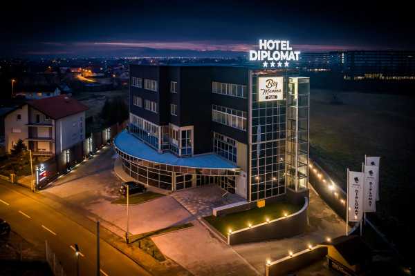 Hotel Diplomat Promo Code