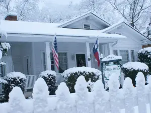The Carriage House