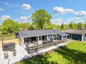 10 Person Holiday Home in Glesborg by Traum