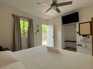 La Diosa Kali Beach Front Hotel