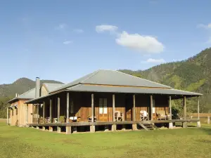 East Kunderang Homestead