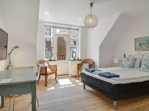 Sweethome Guesthouse